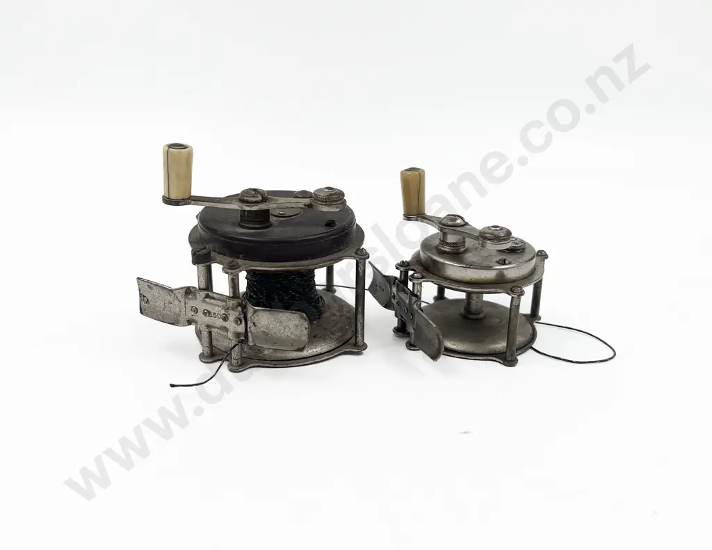 Two Vintage Fishing Reels Image 1++