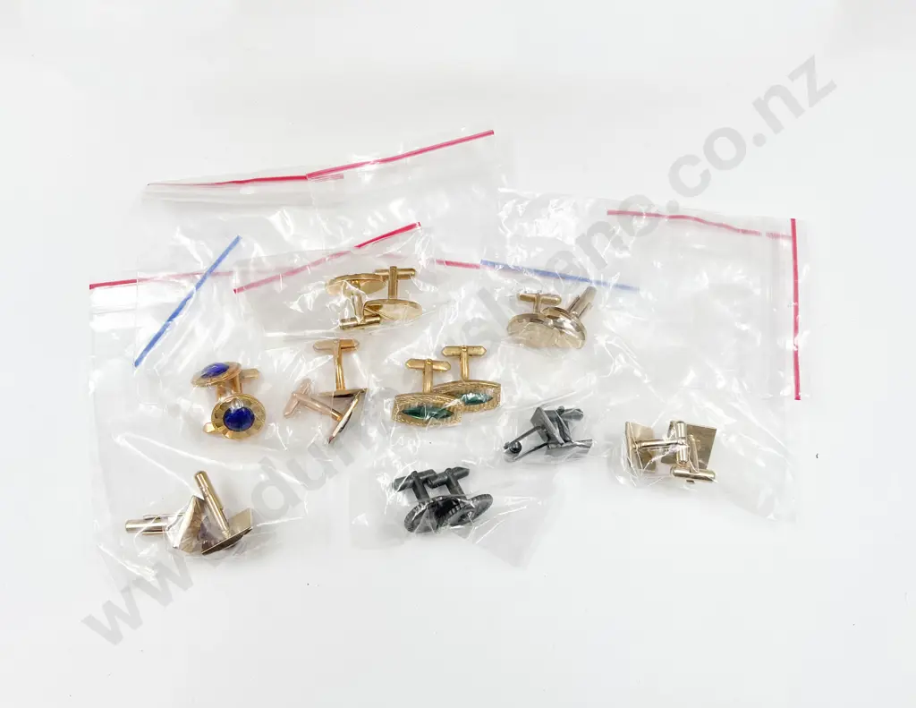 269 Assorted Cufflinks etc Image 1++