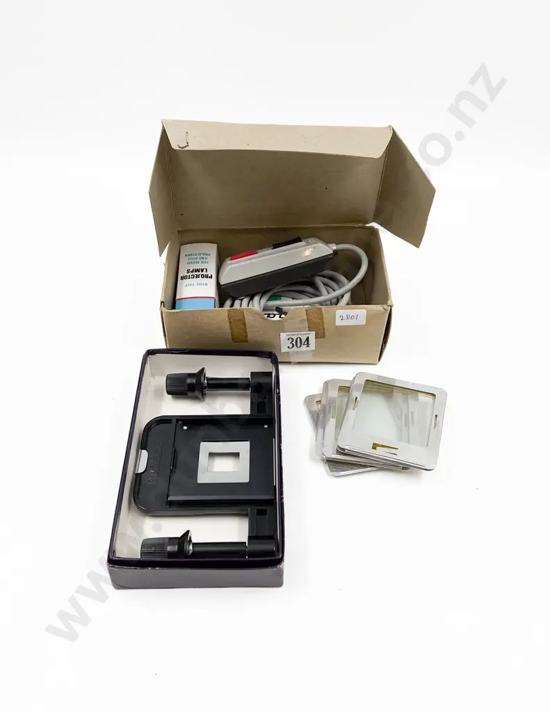 Quantity of Assorted Projector Accessories Image 1++