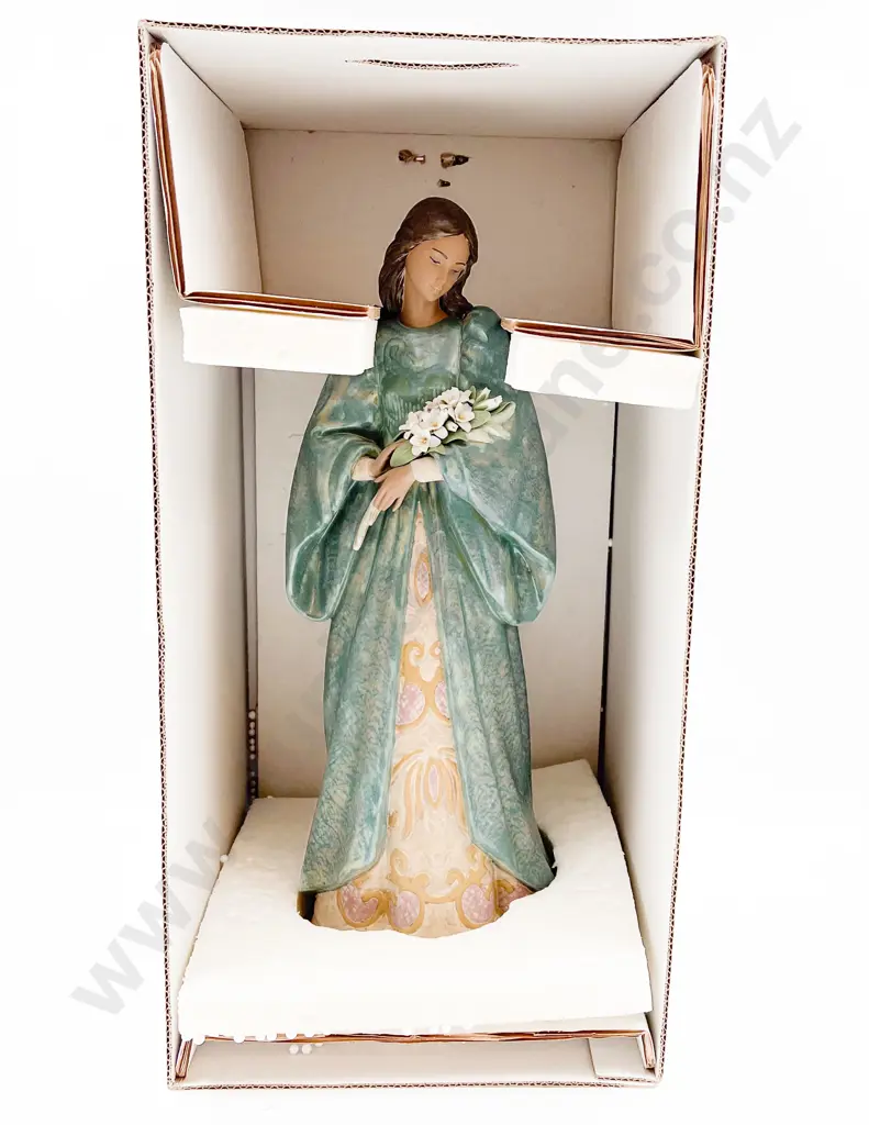 Boxed Lladro Figure "Sincerity" Image 1++