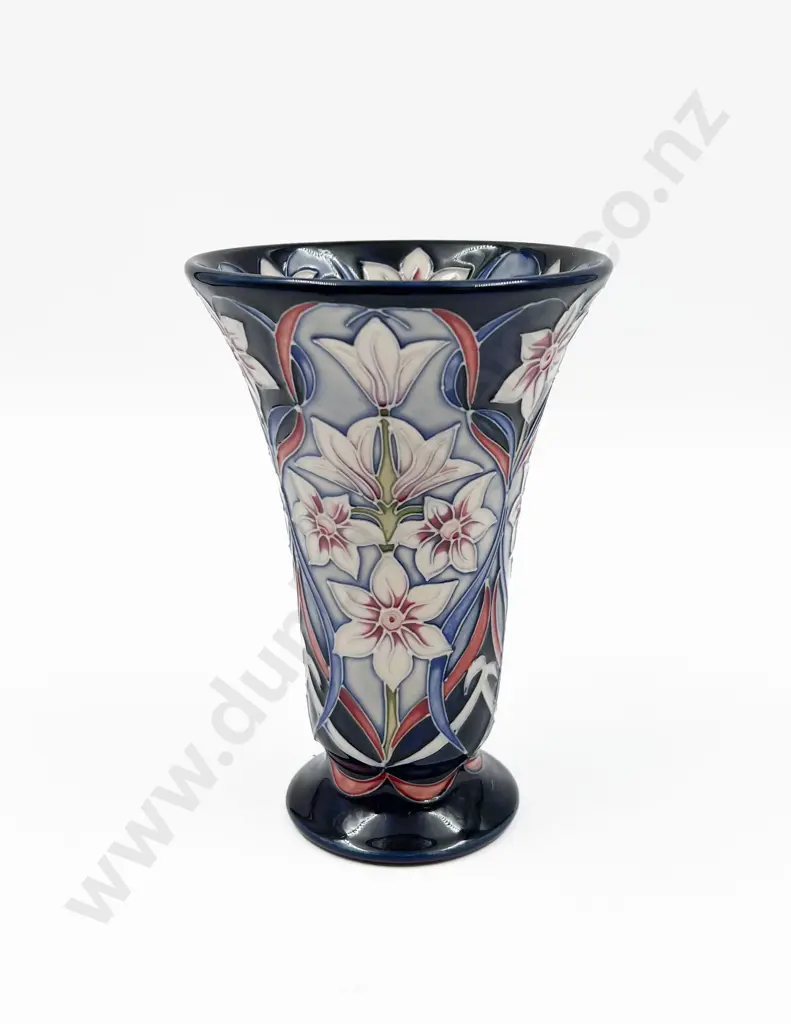 Moorcroft Vase Image 1++