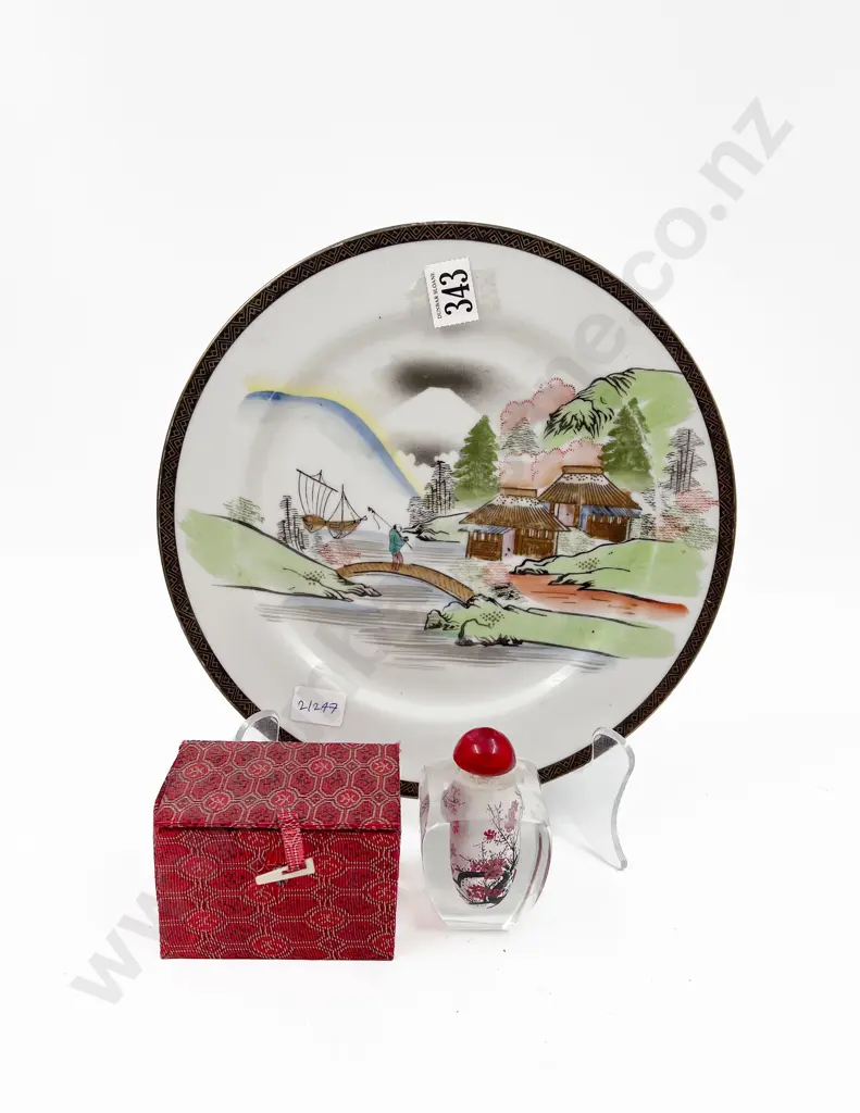 Interior Painted Snuff Bottle and Japanese Plate Image 1++