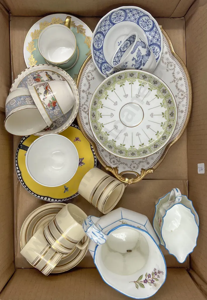 Box of Assorted China Image 1++