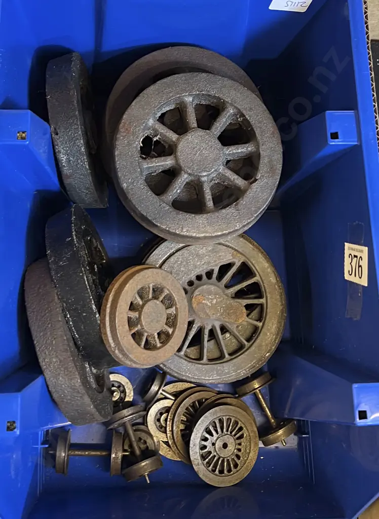 Box of Assorted Cast Metal Wheels Image 1++