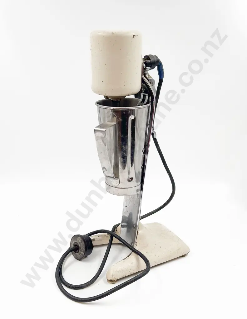 Vintage GEC Single Milkshake Machine with Handled Mixing Cup Image 1++