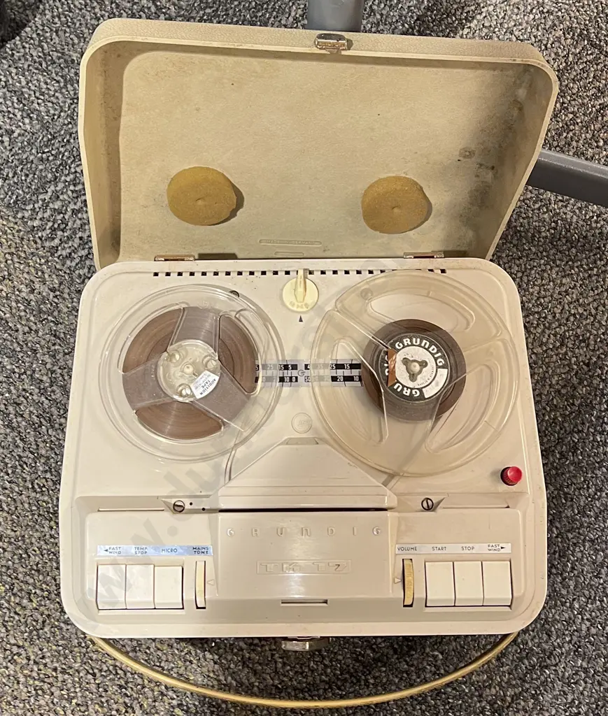 Vintage Grundig Tape Recorder Image 1++