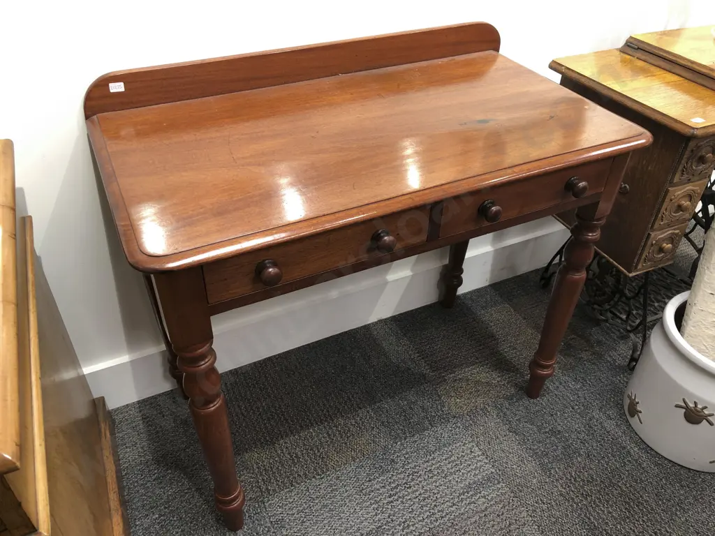 Mahogany Hall Table Image 1++