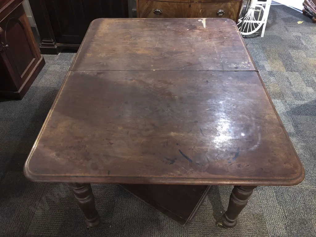 Antique Extension Dining Table (for Restoration) Image 1++