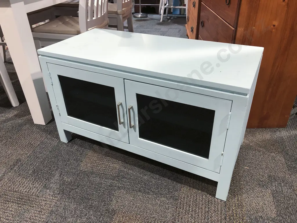 Modern Painted Two Door Entertainment Stand Image 1++