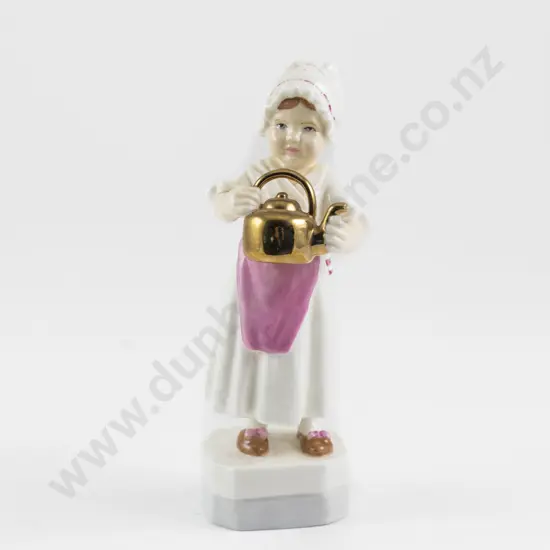 Royal Worcester Figure "Polly put the kettle on"