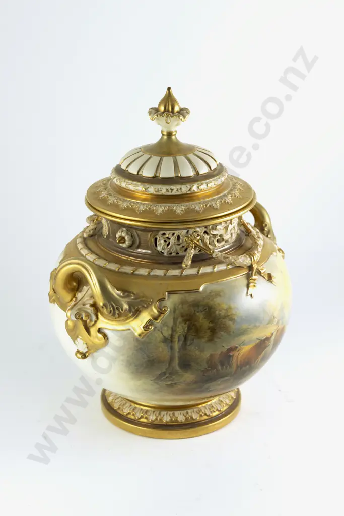 A Superb Royal Worcester Hand Painted Handled Pot Pourri Urn and Cover Image 1++