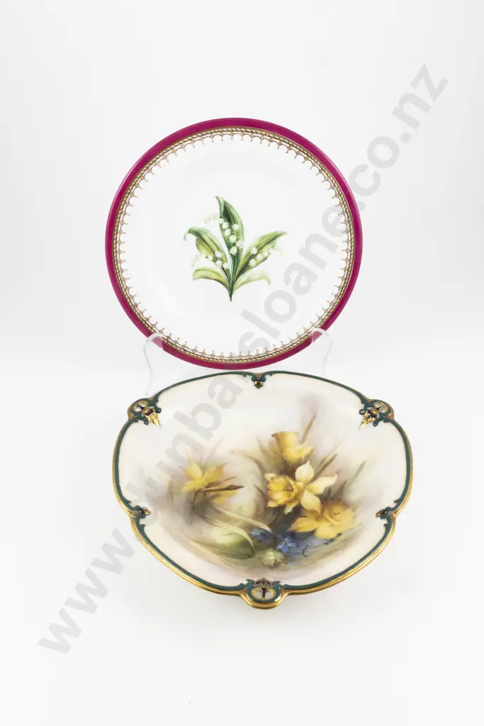 Hadleys Worcester Shallow Dish Image 1++