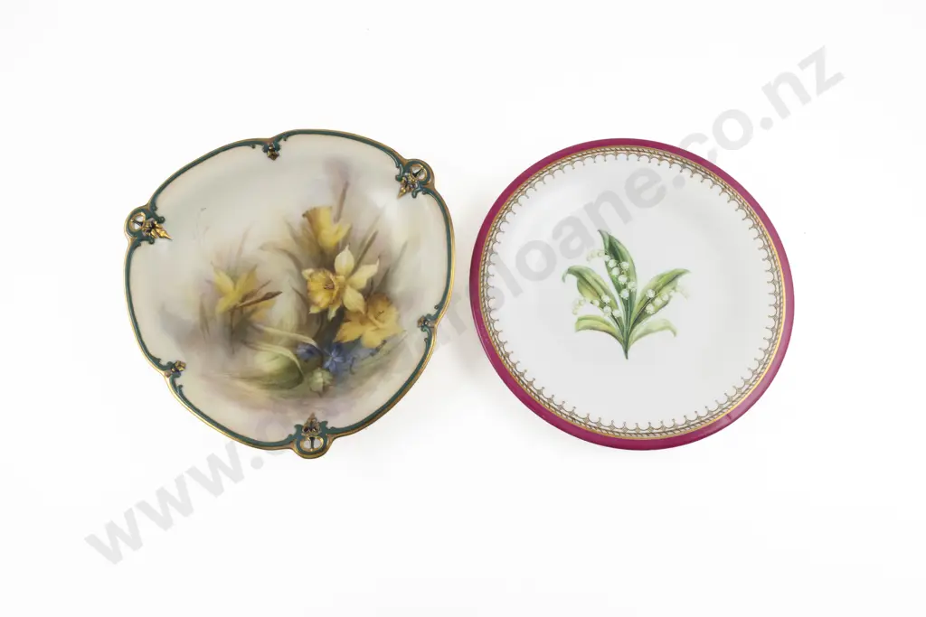 Hadleys Worcester Shallow Dish Image 1++