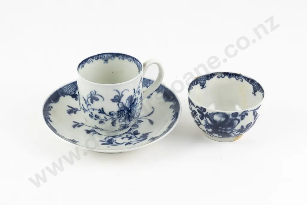 Late C18th First Period Worcester Near Matched Trio Image 1++