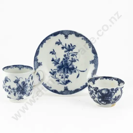Late C18th First Period Worcester Near Matched Trio
