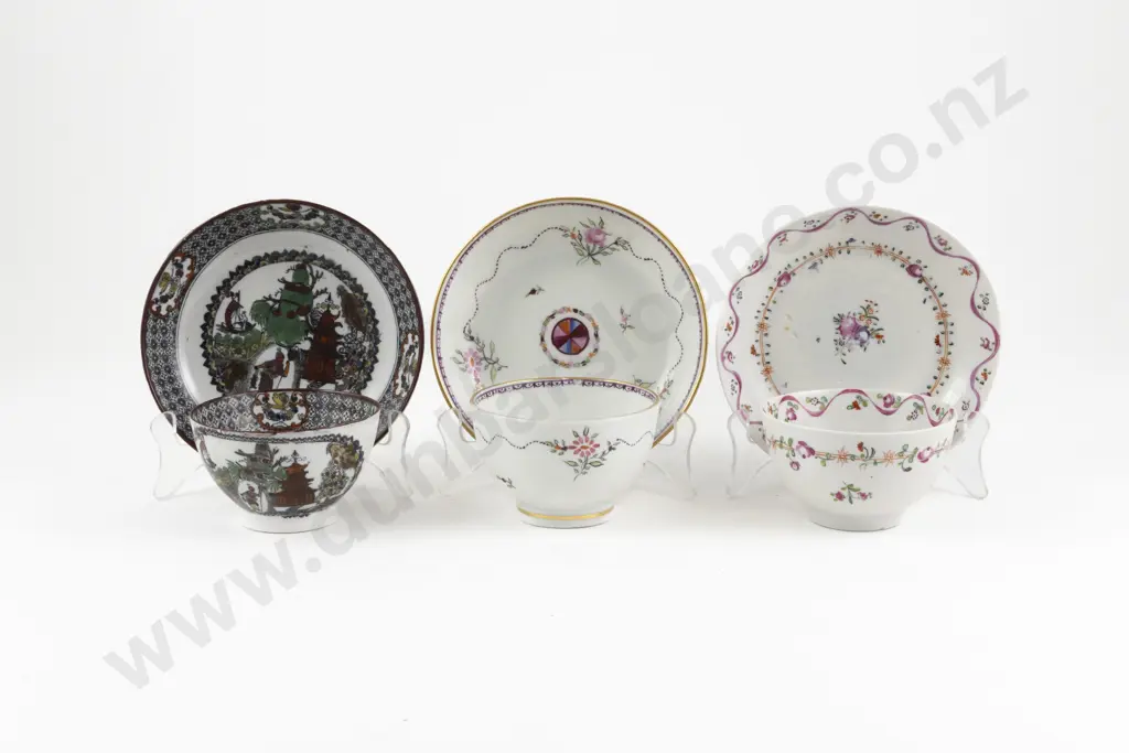 Minton Trio Image 1++