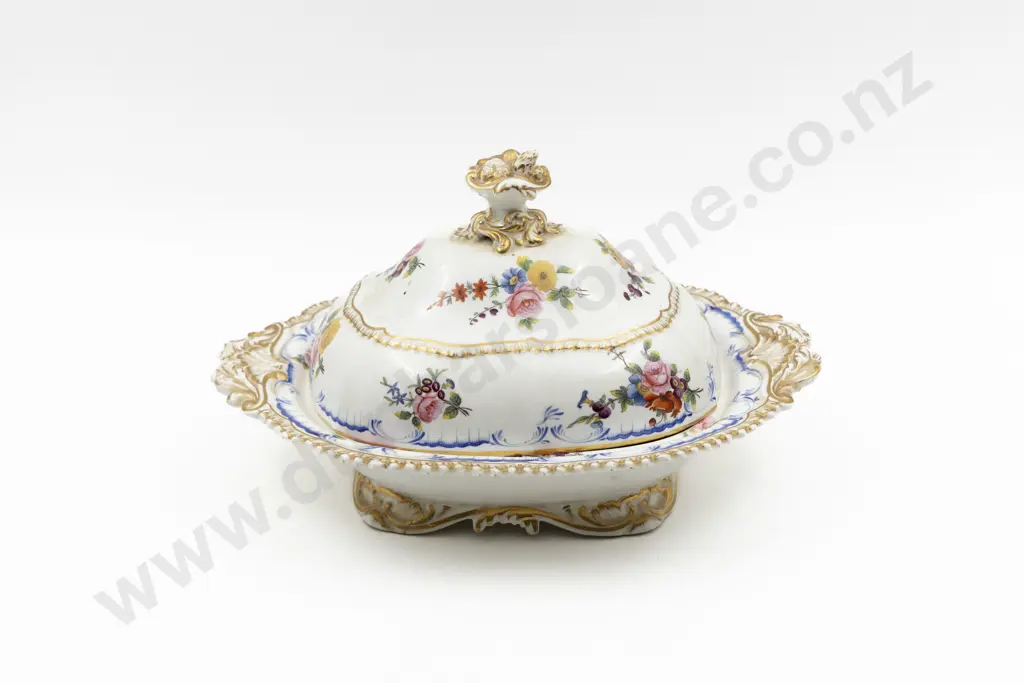 Early C19th Coalport Tureen and Cover Image 1++