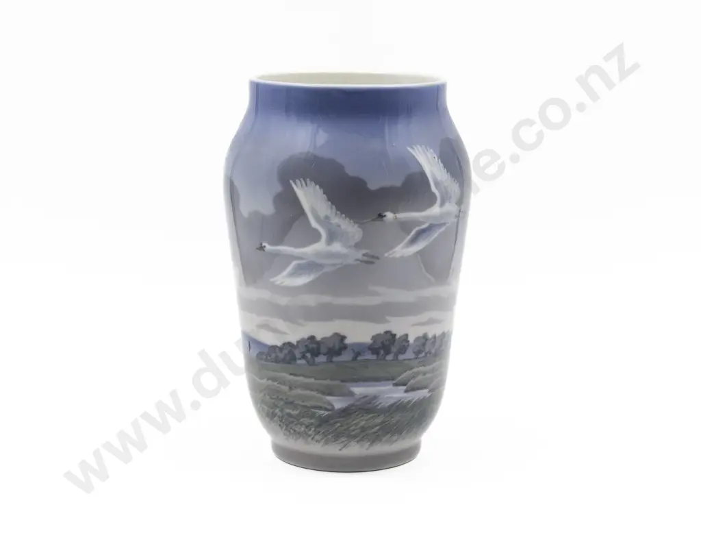 Royal Copenhagen Vase Image 1++