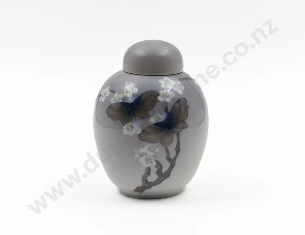 Royal Copenhagen Ginger Jar with Cover Image 1++