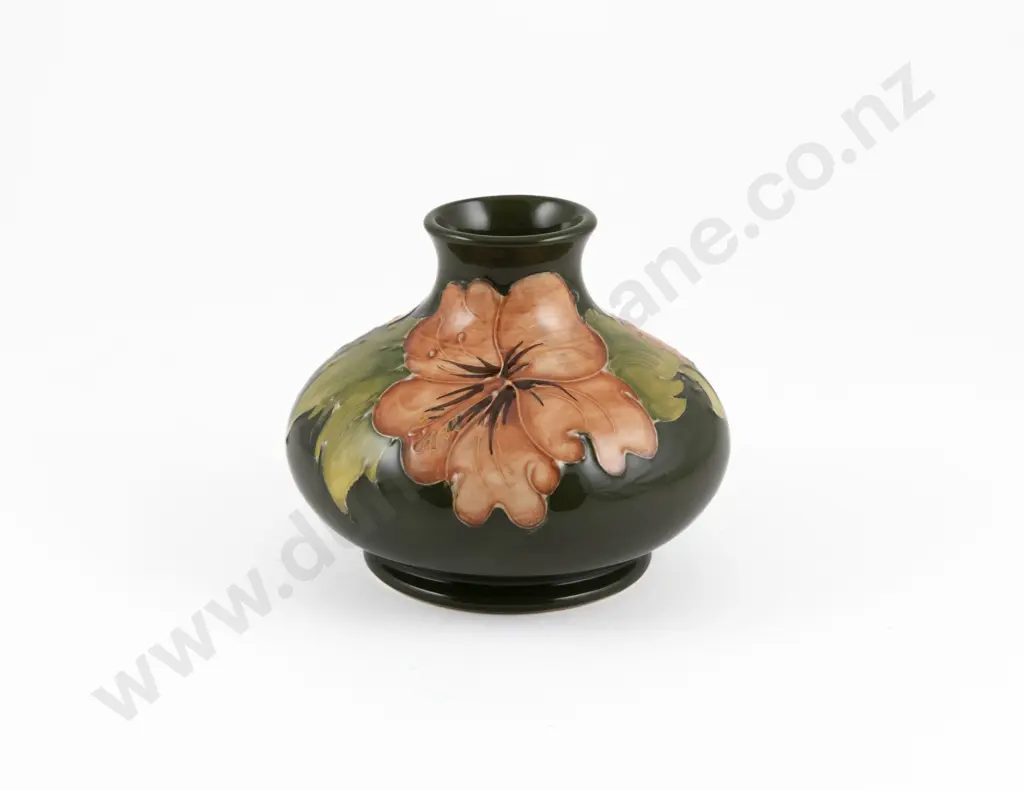 Walter Moorcroft Coral Hibiscus Pattern Squat Circular Vase Image 1++