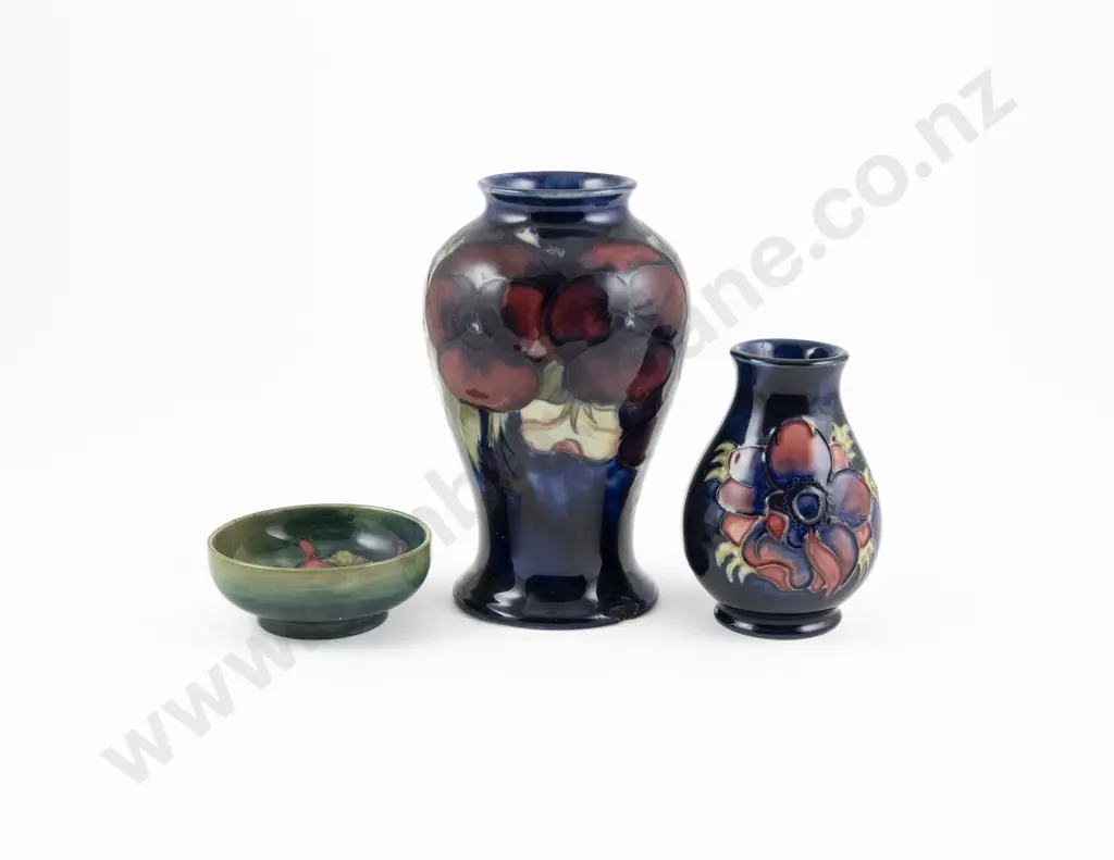 William Moorcroft Anemones Pattern Baluster Vase Image 1++