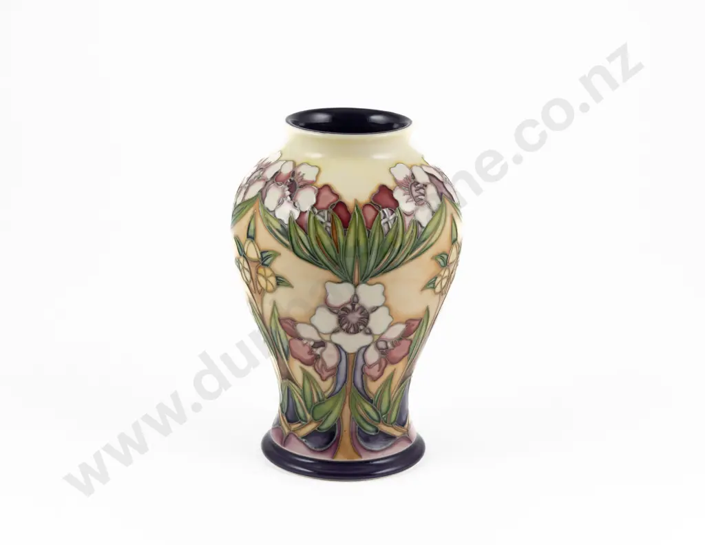 Modern Moorcroft Manuka Pattern Vase Designed By Philip Gibson Image 1++