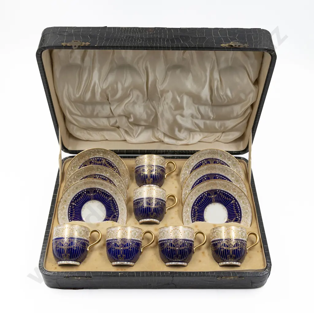 Cased Royal Worcester Coffee Service Image 1++