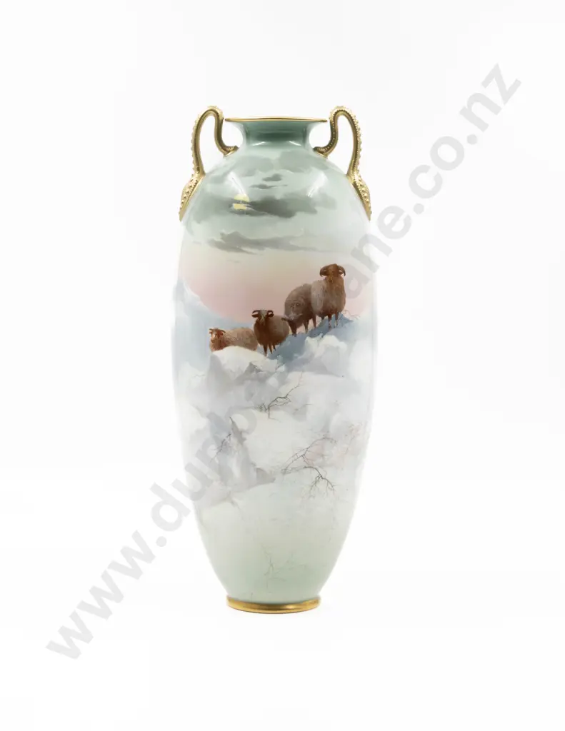 Royal Doulton Mantel Urn Image 1++