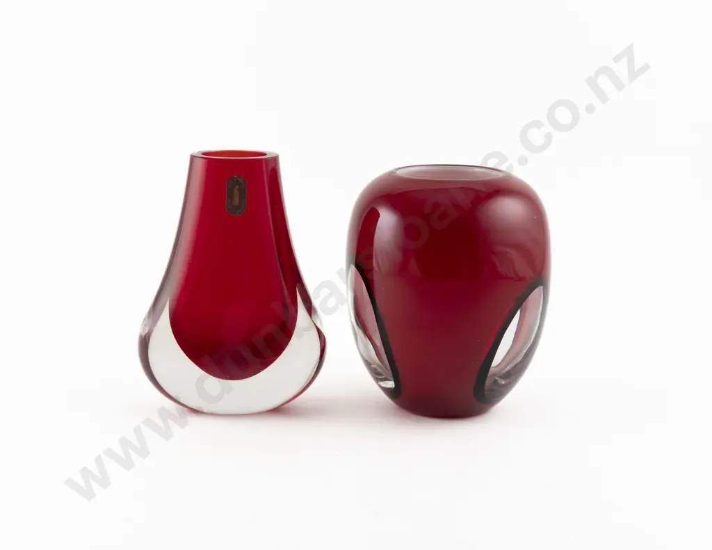Small C1970s Whitefriars Ruby Red Encased Glass Vase Image 1++