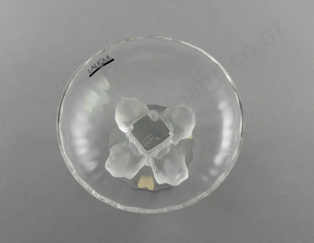 Lalique "Nogent" Pattern Glass Bowl Image 1++