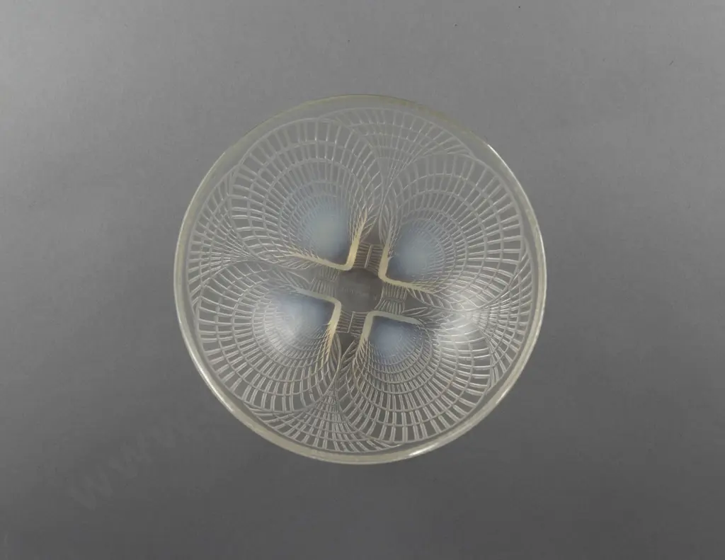 Lalique Coquilles Pattern Bowl Image 1++