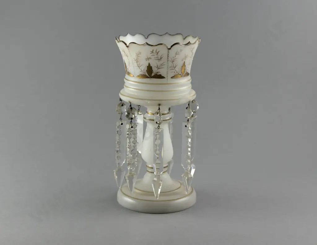 Vict Opaque Glass Lustre Image 1++
