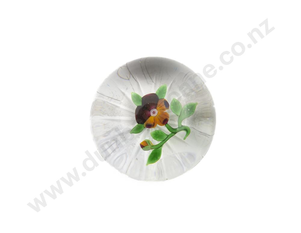 Mid C19th Baccarat Glass Paperweight Image 1++