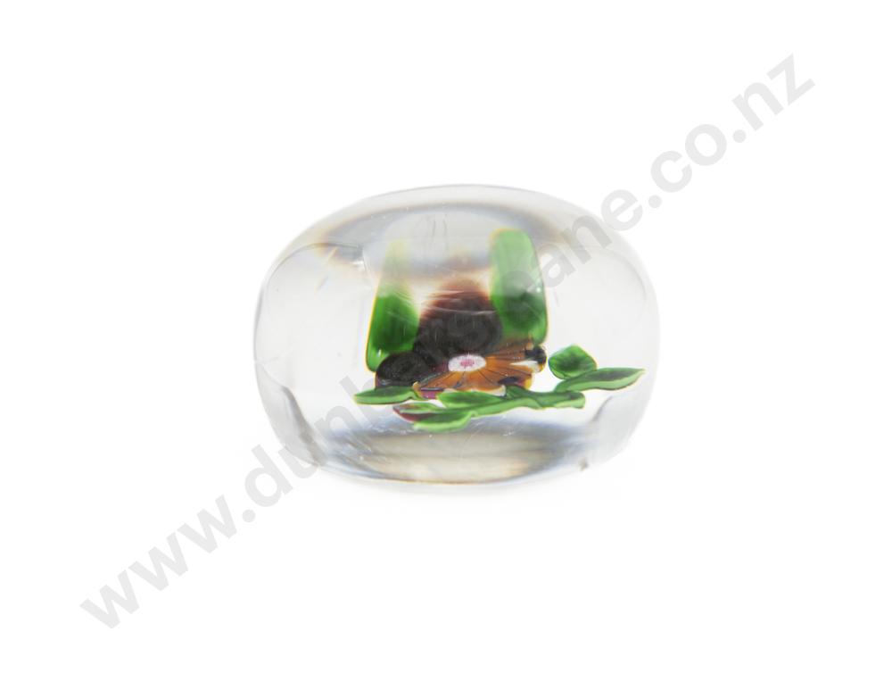 Mid C19th Baccarat Glass Paperweight Image 1++