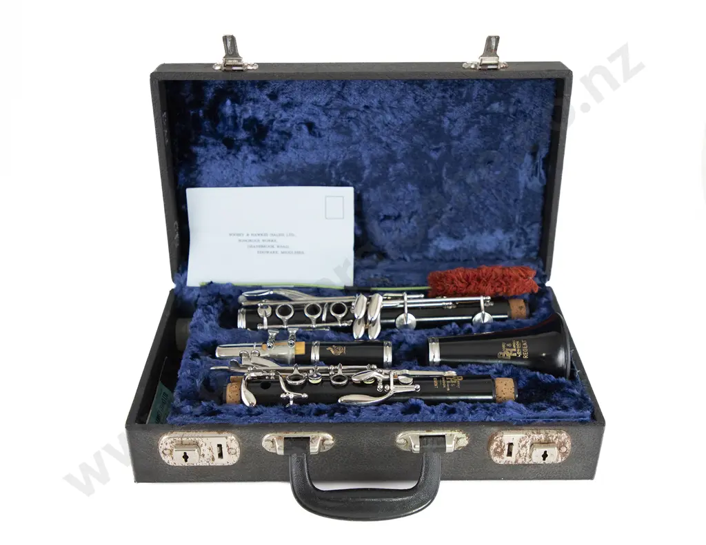 Cased Boosey & Hawkes "Regent" Four Piece Clarinet Image 1++