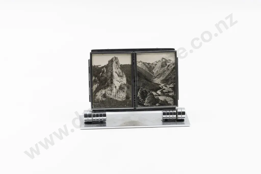 Art Deco Forestville Chrome Plated Batwing Photo & Desk Clock Image 1++
