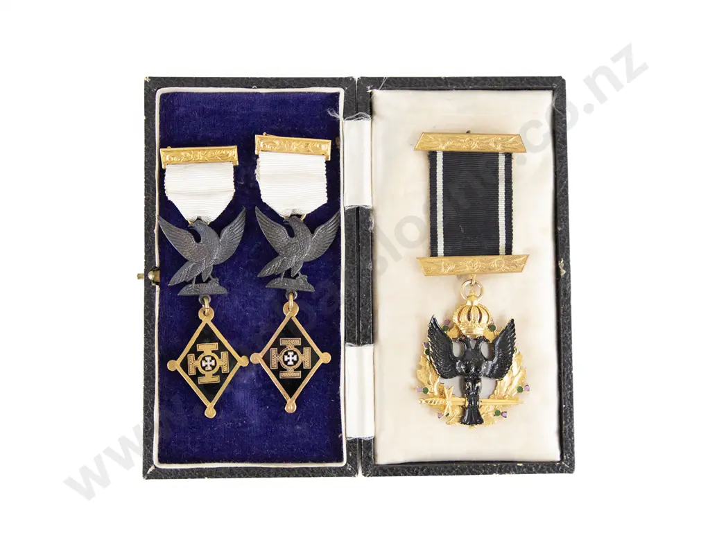 Masonic Regalia Image 1++