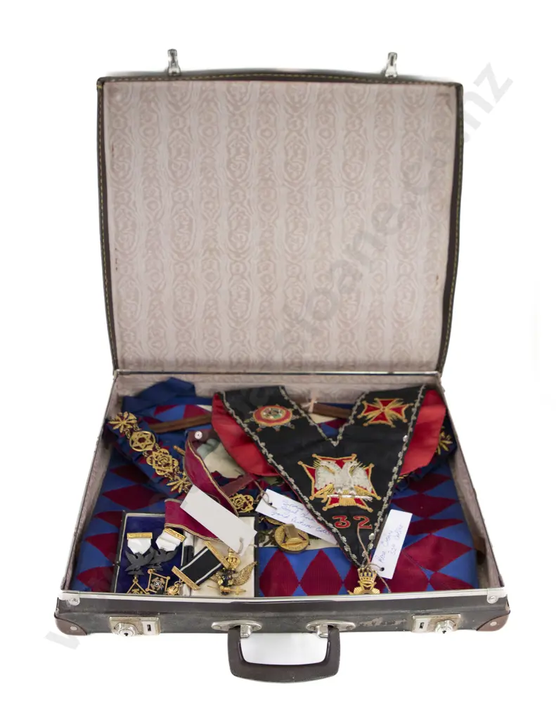 Masonic Regalia Image 1++