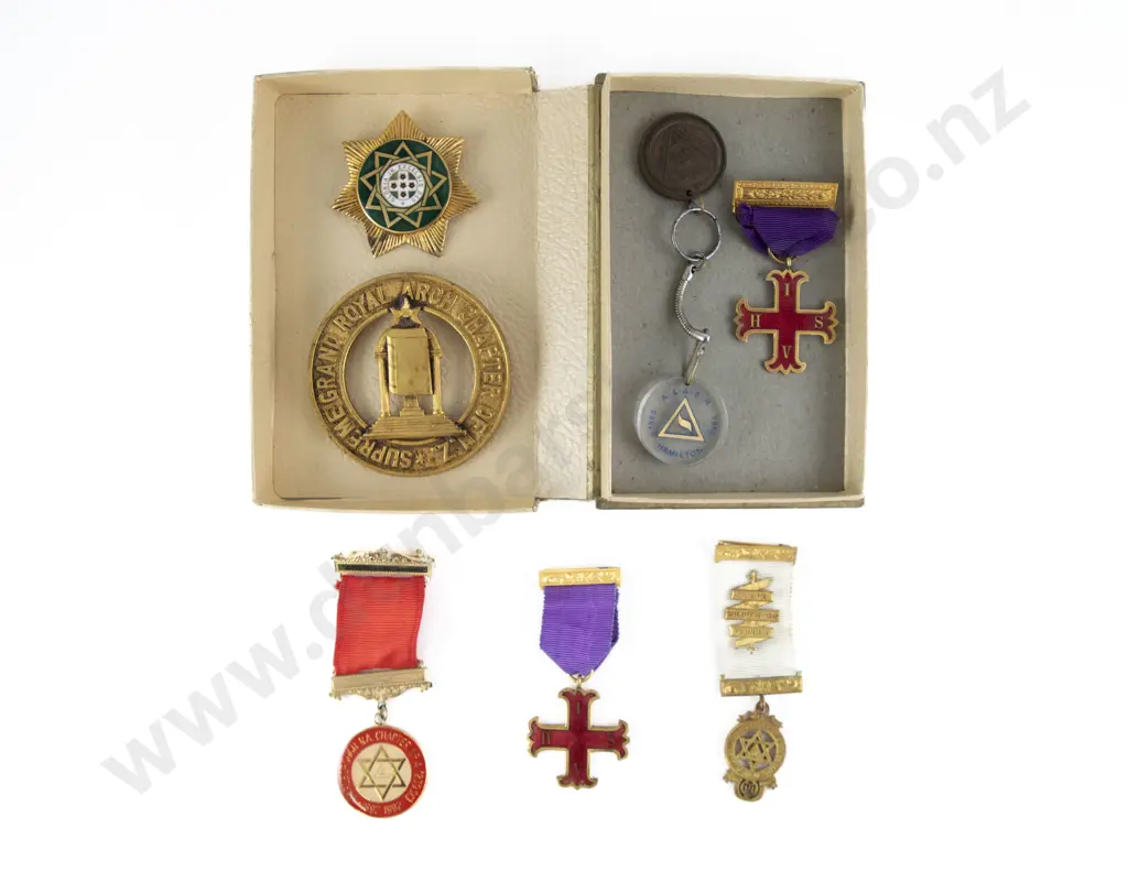 Masonic Regalia Image 1++