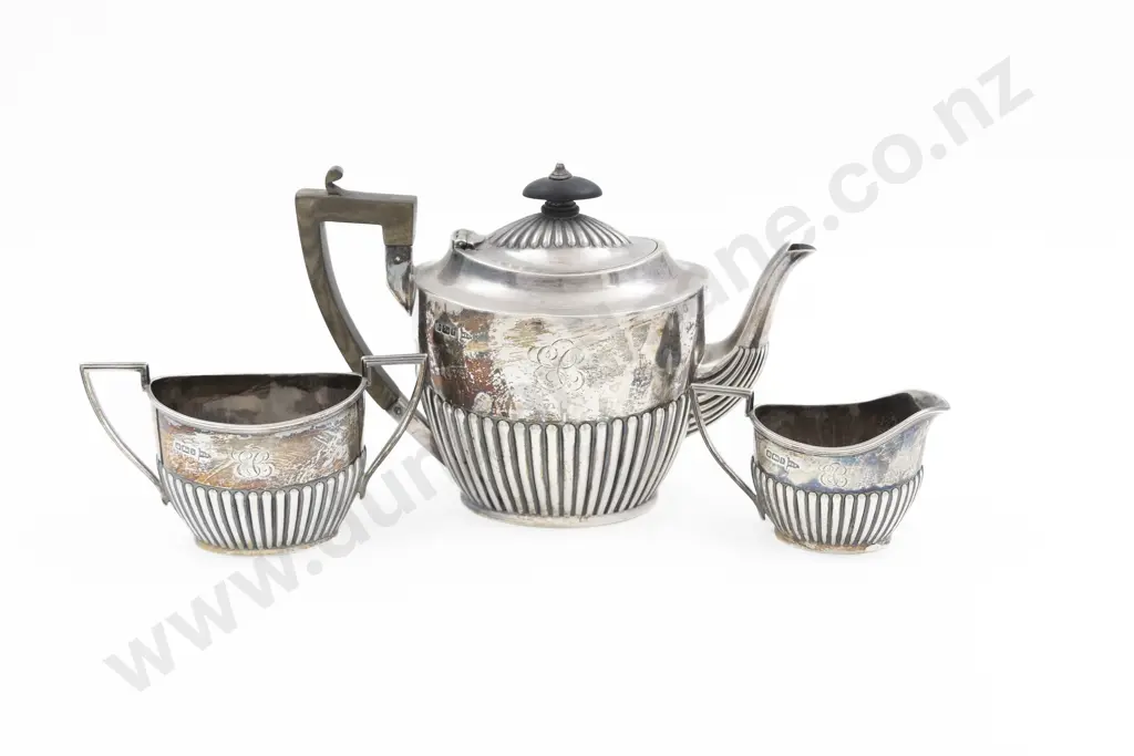 Edw VII S/S 3pce Teaset By Walker & Hall Image 1++