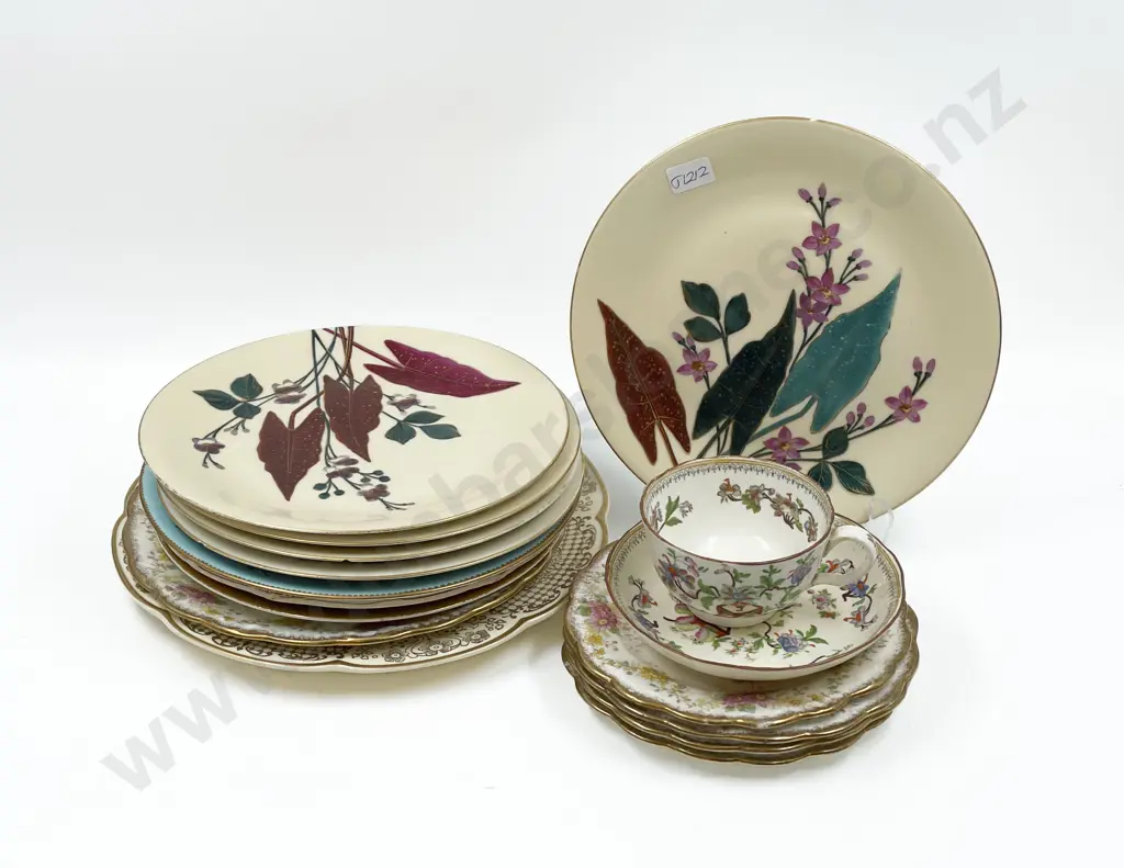 Small Quantity of Fancy China Plates etc Image 1++