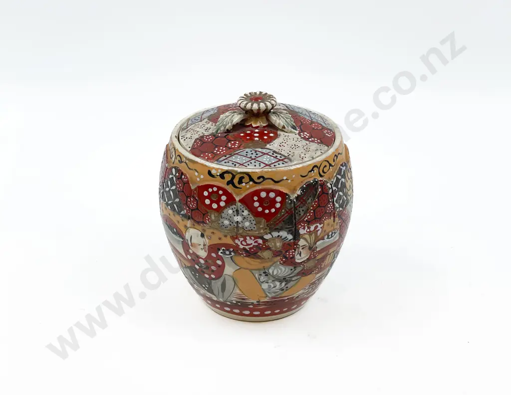 Small Satsuma Jar Image 1++