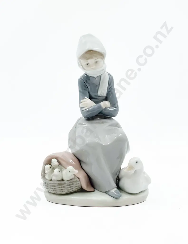 Lladro Group Figure Image 1++