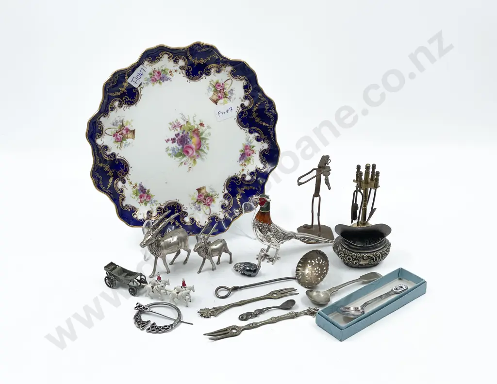 Small Quantity of Assorted Ornaments with S/S Cutlery etc Image 1++