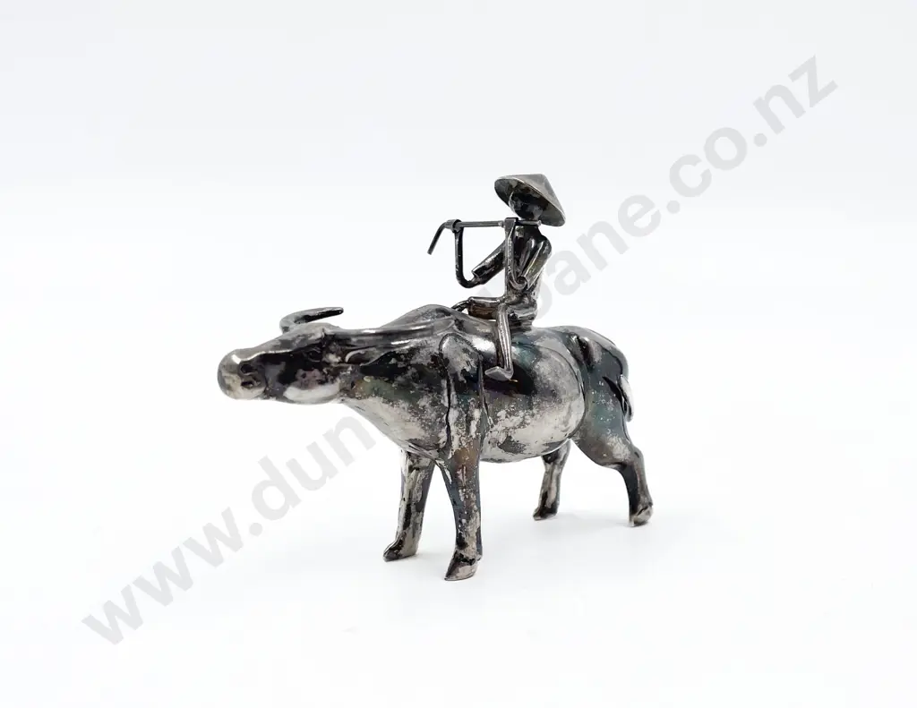 Unmarked Stirling Ornament Image 1++