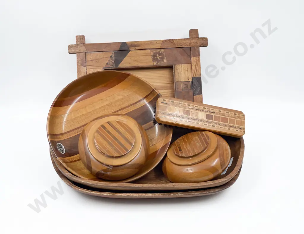 Various Native Timbers Items and Two Acacia Dishes Image 1++