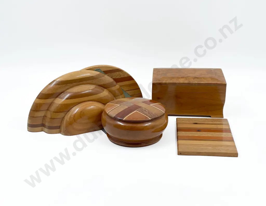 Pair of Native Timber Bookends Image 1++