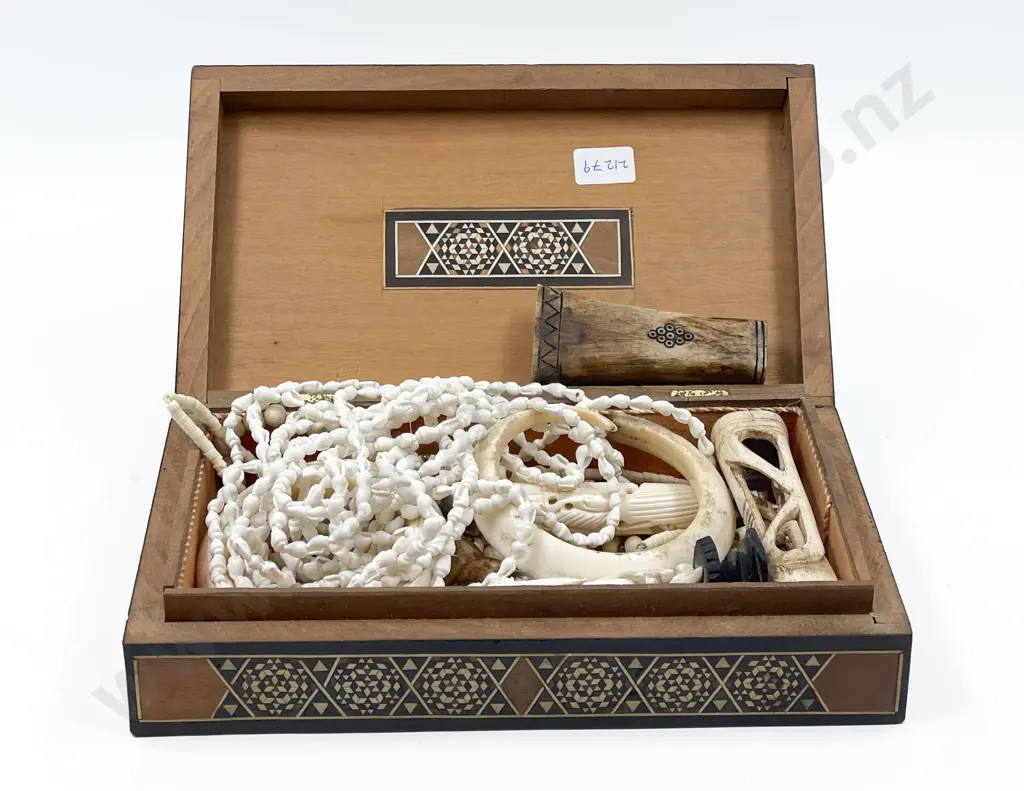 Inlaid Box with Assorted Bone and Resign Ornaments and Jewellery Image 1++