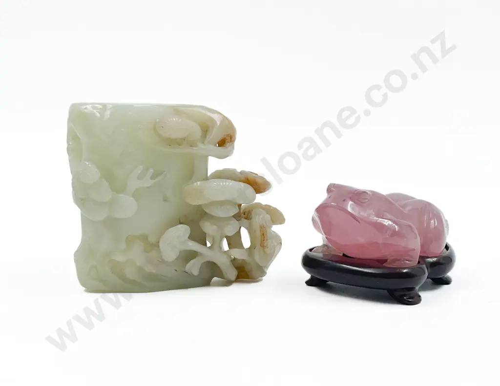 Rose Quartz Toad & Jade Vase Image 1++