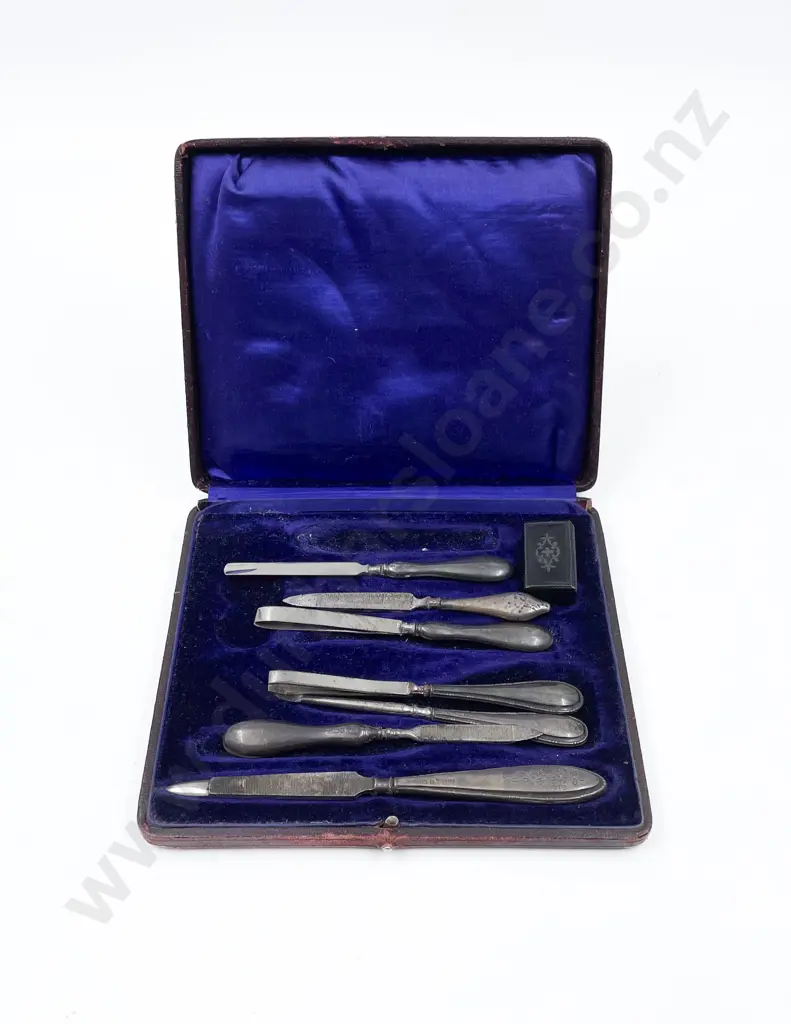 Seven Assorted S/S Handled Manicure Instruments Together with Small Snuff Box Image 1++